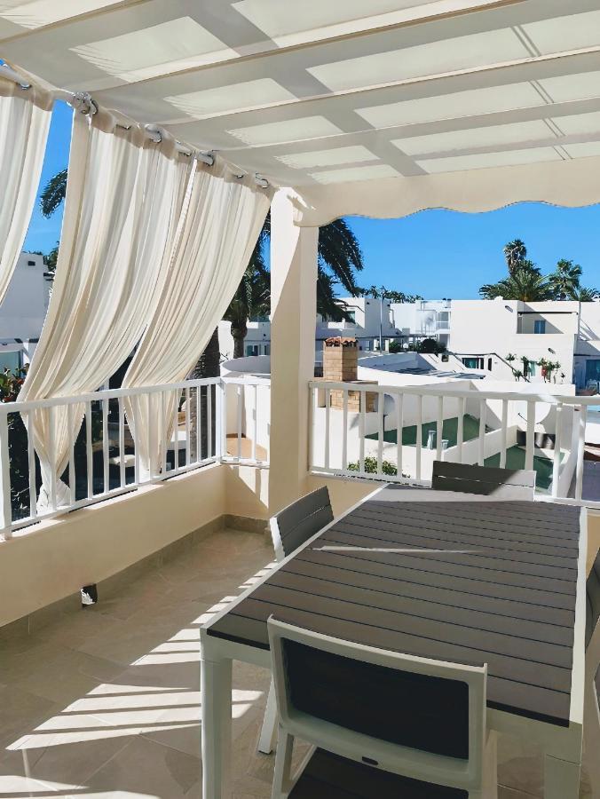 Апартаменти Red Hibiscus Corralejo Irent Fuerteventura Екстер'єр фото